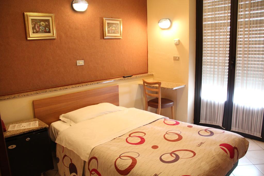 Hotel Persico Saluzzo Rom bilde